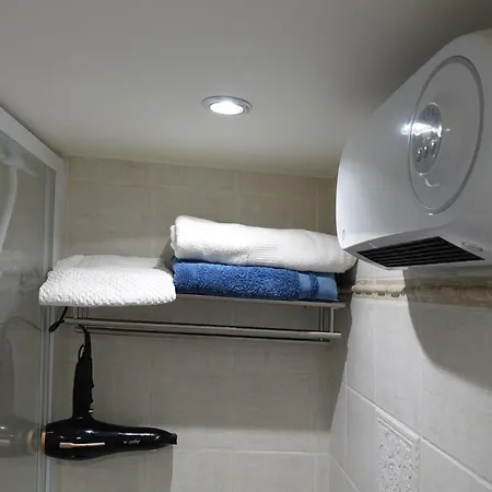 A Centre 200m De La * Nice