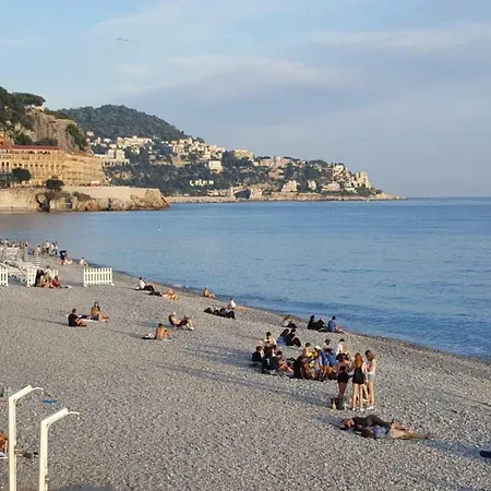 A Centre 200m De La * Nice