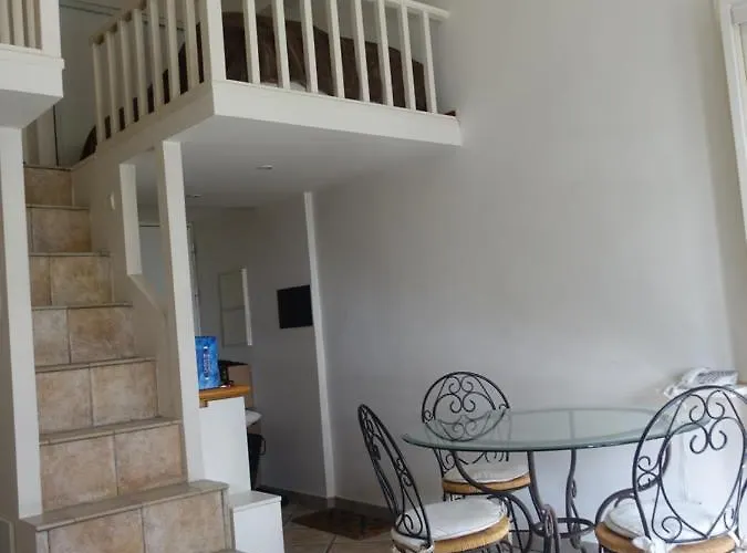 Appartement A Centre 200m De La *