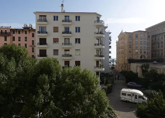 A Centre 200m De La Nice