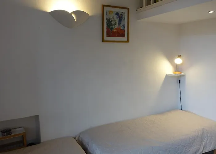 Appartement A Centre 200m De La *