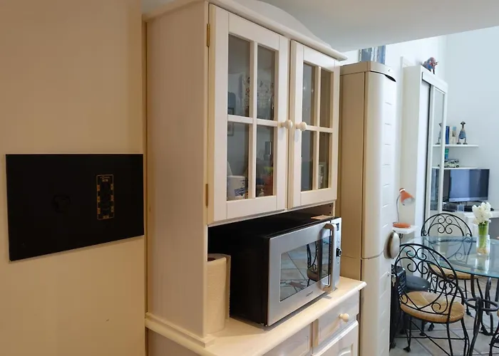 A Centre 200m De La * Nice