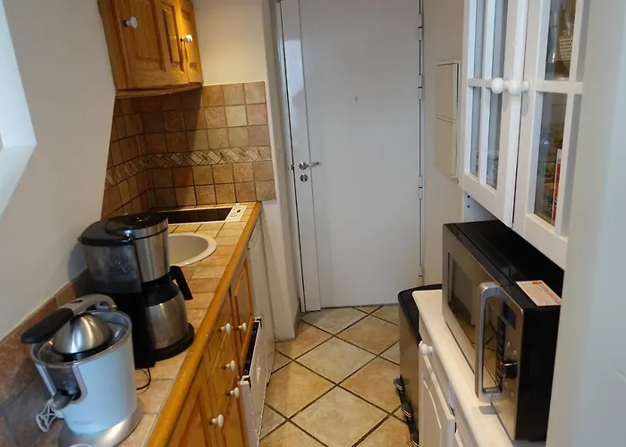 Appartement A Centre 200m De La *