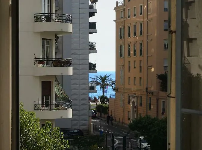 A Centre 200m De La * Nice